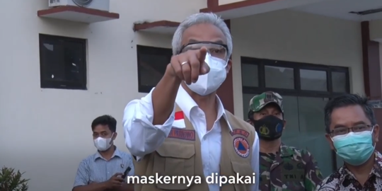 Momen Ganjar Emosi Hadapi Mahasiswa Ngeyel Pakai Masker, Padahal Positif Covid-19