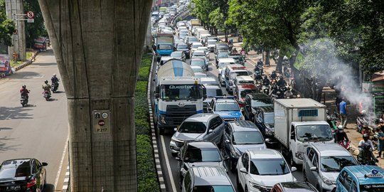 Banyak Nakes Terhambat Akibat Warga Mau ke Jakarta Masih Tinggi saat PPKM Darurat