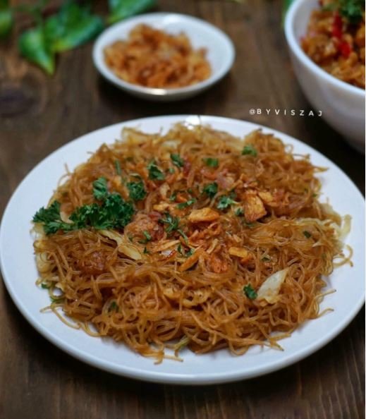 10 resep bihun goreng seafood sajian lezat dan menggugah selera