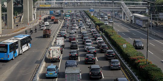 PPKM Darurat yang Tak Dipatuhi