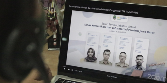 Serah Terima Jabatan Pertama dengan TTE di Lingkungan Pemda Provinsi Jabar - Vimarsana News