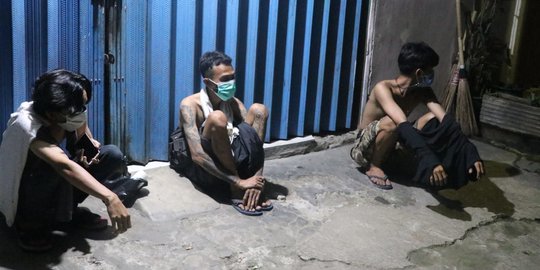 PPKM di Tangerang, Ada Pedagang Pura-Pura Mematikan Lampu dan Warga Gelar Pesta Miras