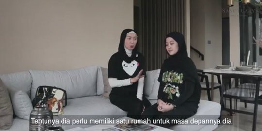 5 Potret Rumah Baru Anak Desy Ratnasari yang Simple dan Super Cozy