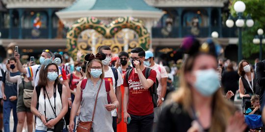 CEK FAKTA: Hoaks Warga Eropa Telah Bebas Tak Pakai Masker