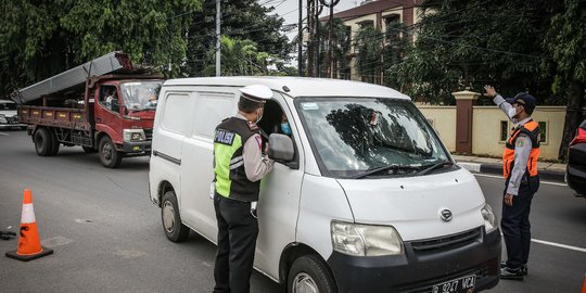 Kakorlantas: Pengendara Ngeyel-Ngeyel akan Kita Pinggirkan, Periksa, Swab Antigen