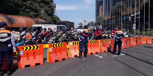 Recent Tags Jalur Utama Masuk Surabaya Ditutup Total Merdeka Tag Page 1<script async src=