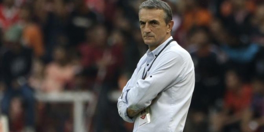 Pelatih Anyar PSM Milomir Seslija: Berprestasi di Arema, Belum Teruji di Klub Lain - Vimarsana News