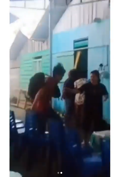 momen haru pria saat pulang ortu meninggal menangis histeris