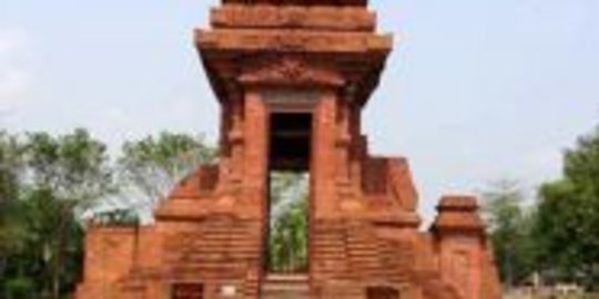 Mengenal Candi Bajangratu, Simbol Pengangkatan Raja Majapahit saat Anak-Anak