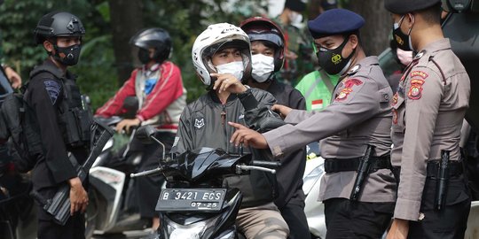 Halau Pengendara, Polisi Tutup Jalur Tikus Menuju Jakarta