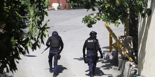 Polisi Haiti Tangkap 
