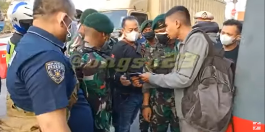 Cekcok dengan Paspampres, Ini Potret Anggota Polisi saat Diperiksa Propam