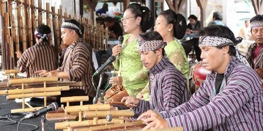 Mengenal Krumpyung, Alat Musik Tradisional Kulon Progo yang Unik