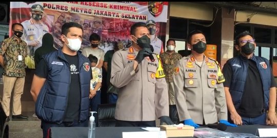 Pengeroyok Polisi di TB Simatupang Ditangkap, 1 Laki-Laki, 2 Perempuan