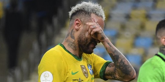 Ekspresi Neymar yang Menangis Usai Dikalahkan Argentina