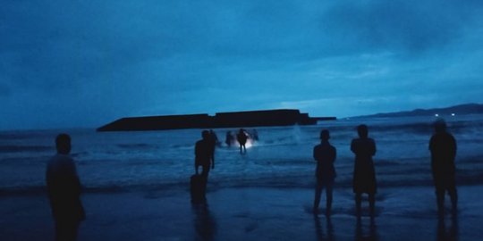 11 Wisatawan Terseret Ombak di Pantai Batu Gong Konawe, 1 Meninggal dan 2 Hilang