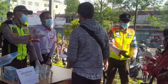 Penumpang KRL di Stasiun Tangerang Banyak Tak Tahu Aturan Penggunaan STRP