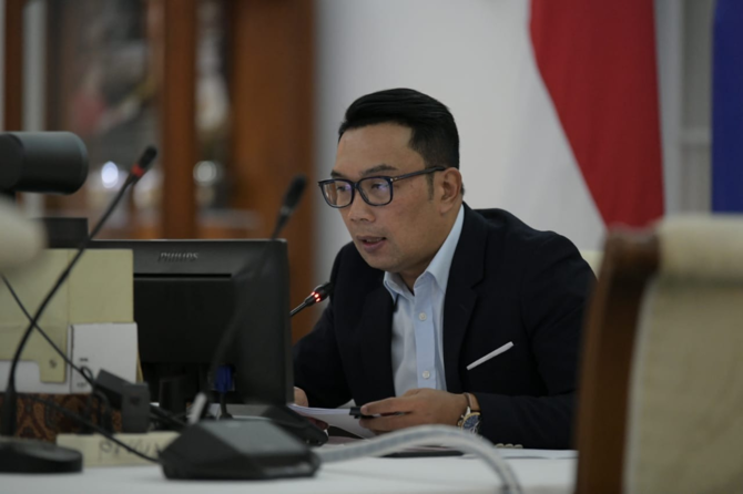 gubernur jabar ridwan kamil di gedung pakuan