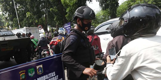 PPKM Darurat, 600 Kendaraan Diputar Balik di Pos Perbatasan Padang