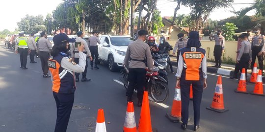 DPR Ingatkan Jokowi Pastikan Kesiapan Faskes jika PPKM Darurat Diperpanjang