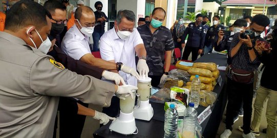 2 Bandar Narkoba di Bekasi Dibekuk, Polres Tangsel Sita 3,1 Kg Sabu dan 7,3 Kg Ganja