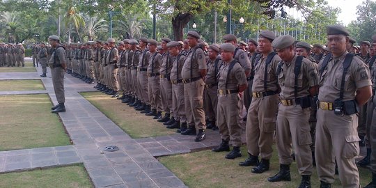 Coba Tutup Warung Pedagang, Satpol PP di Medan Disiram Air Panas 