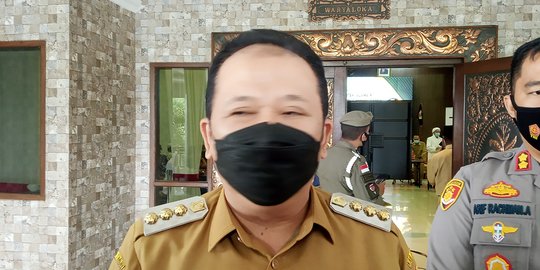 Bupati Jember Sumbangkan Gajinya untuk Bantu Warga Terdampak Pandemi