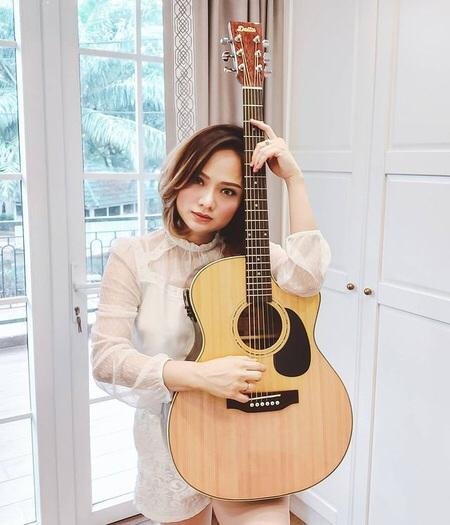 devina christiani