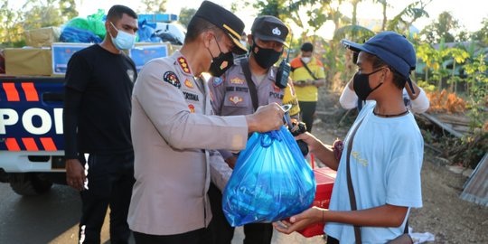 Anies Pastikan Bantuan Beras Buat Warga Jakarta Segera Didistribusikan