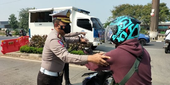 Polisi Sebut Mobilitas Warga Garut Menurun 30 Persen selama PPKM Darurat