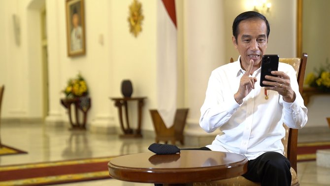 jokowi vcall bareng perawat safira