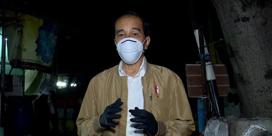 Jokowi: Saat Ini Semua Wajib Pakai Masker!