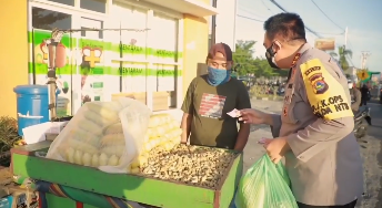 jenderal polisi beli jagung harganya ditawar pas bayar bikin kaget