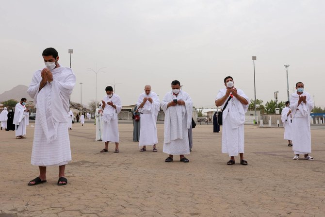 jemaah haji wukuf di arafah