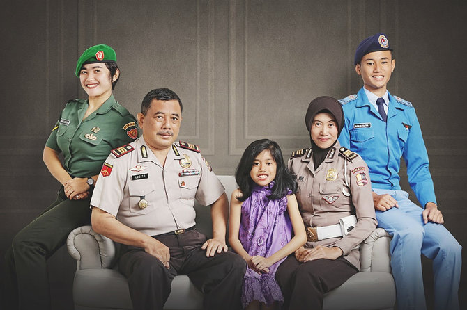 winda anggita tentara cantik dan modis anak dari anggota polri