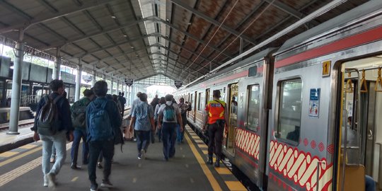 STRP Masih Diwajibkan bagi Penumpang KRL