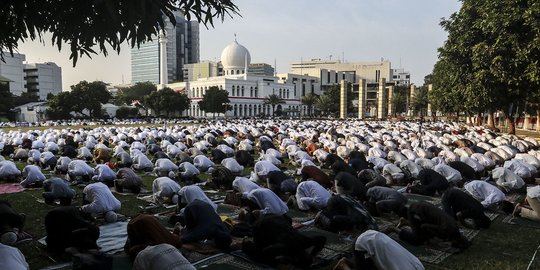 CEK FAKTA: Hoaks, Video Sebut Warga Bekasi Dirantai Saat Ingin Salat Id