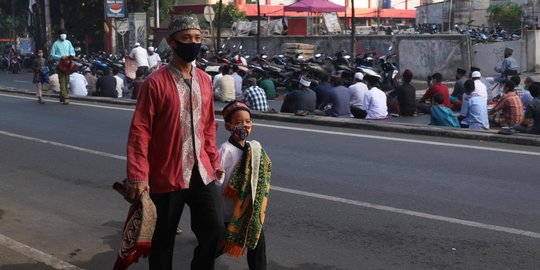 PPKM Level 4 Jakarta: Pasar Tradisional Sampai Pukul 13.00 WIB, Tempat Ibadah Ditutup