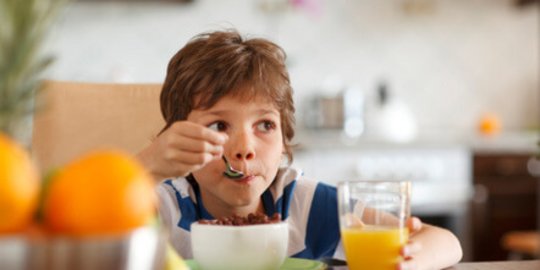 Anak Enggan Makan saat Sedang Sakit, Begini Cara Tingkatkan Nafsu Makan