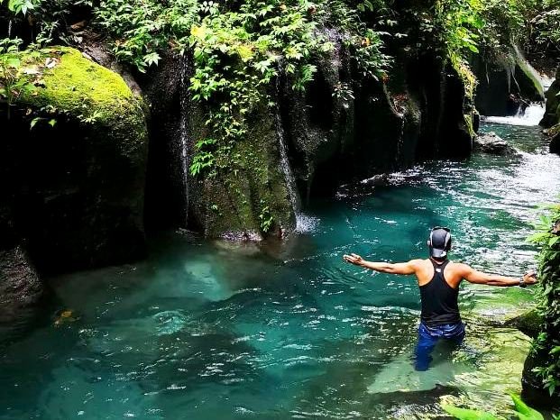 airnya jernih bak kristal intip potret wisata pemandian pelaruga di langkat