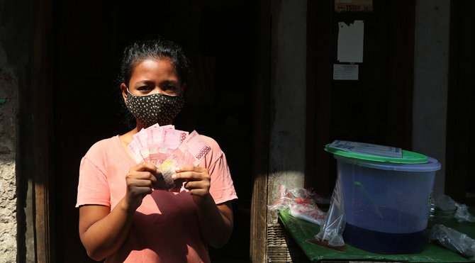 bantuan sosial tunai