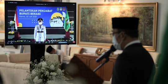 Ridwan Kamil Lantik Kepala BPBD Jabar Jadi Pj Bupati Bekasi - Vimarsana News