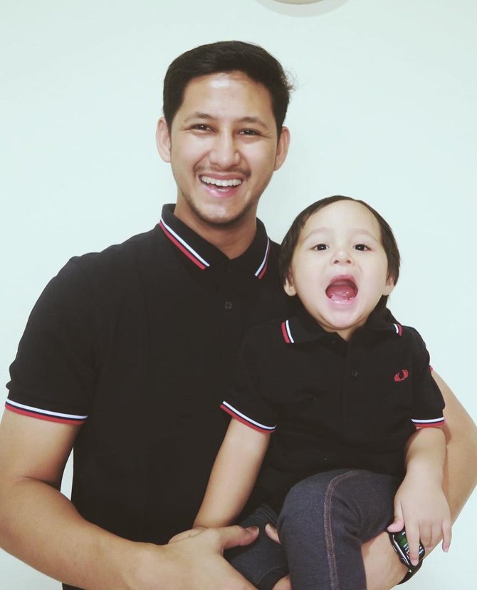 keluarga pasangan randi bachtiar dan tasya