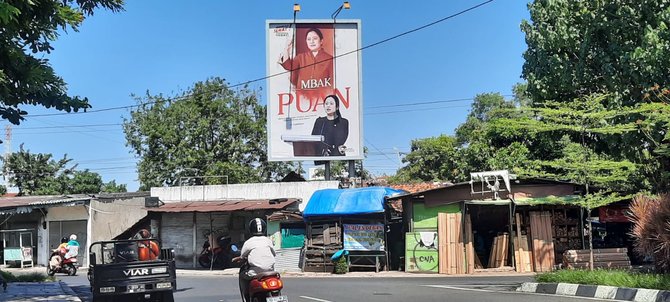 baliho puan maharani