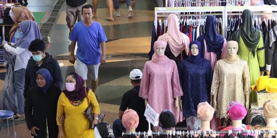 Selama PPKM, Pedagang & Pengunjung Pasar Tanah Abang Wajib Tunjukkan Kartu Vaksin