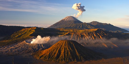 Penutupan Pendakian Semeru dan Wisata Bromo Diperpanjang