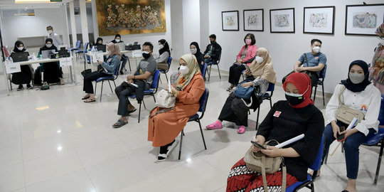 Sekolah dan Pesantren di Jabar Diproyeksikan Jadi Tempat Vaksinasi Covid-19 Massal