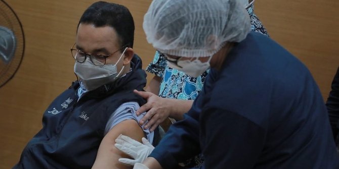 Anies: Semakin Tinggi Tingkat Vaksinasi Covid-19, Semakin Rendah Risiko