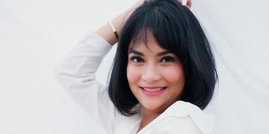 Dipaksa Jadi Artis, Vanessa Angel Kenang Awal Karier di Dunia Hiburan