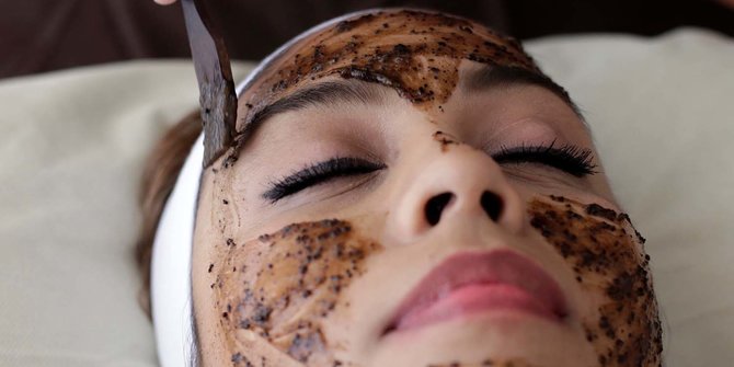 7 Manfaat Masker Coklat Bagi Kecantikan, Perbaiki Sel Kulit